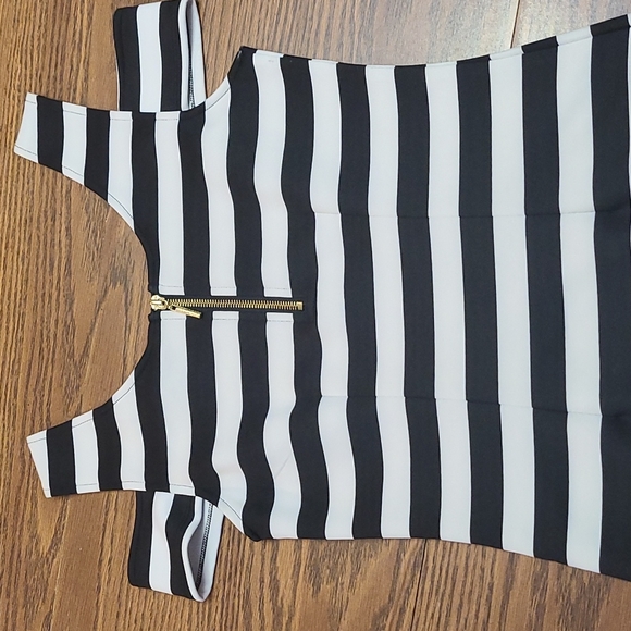 NICKI MINAJ DRESS - Picture 3 of 4